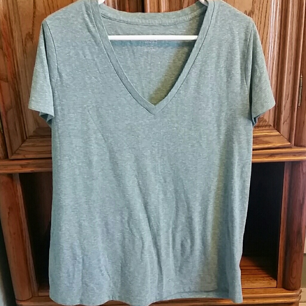 EUC Mossimo green tee